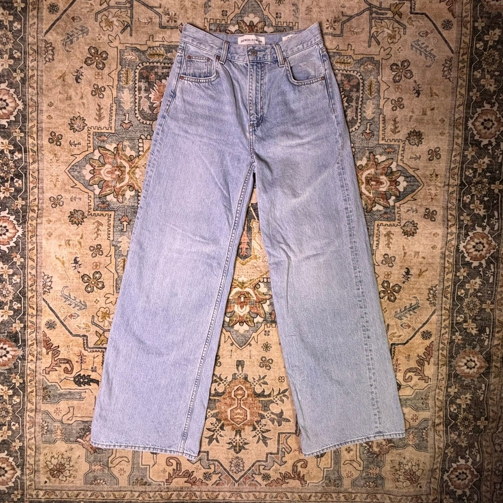 Denim Forum The 90s Lite Hi-Rise Wide Leg Jeans Light Wash Blue Size 25 Aritzia